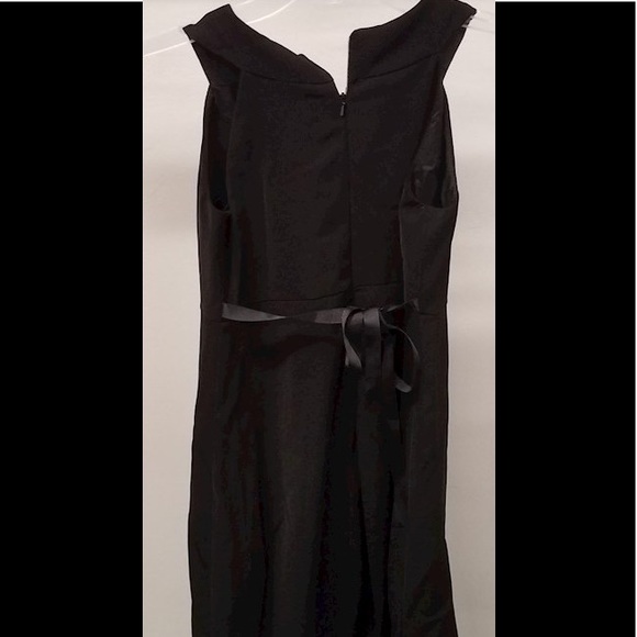 NWT David Charles London Magic Satin Rosette Dress - Picture 6 of 12